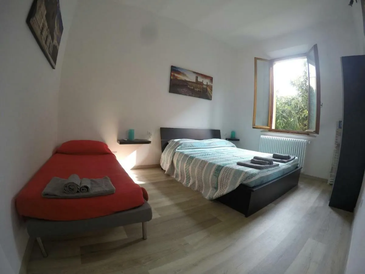 Corner Apartment Crespi Μπολόνια